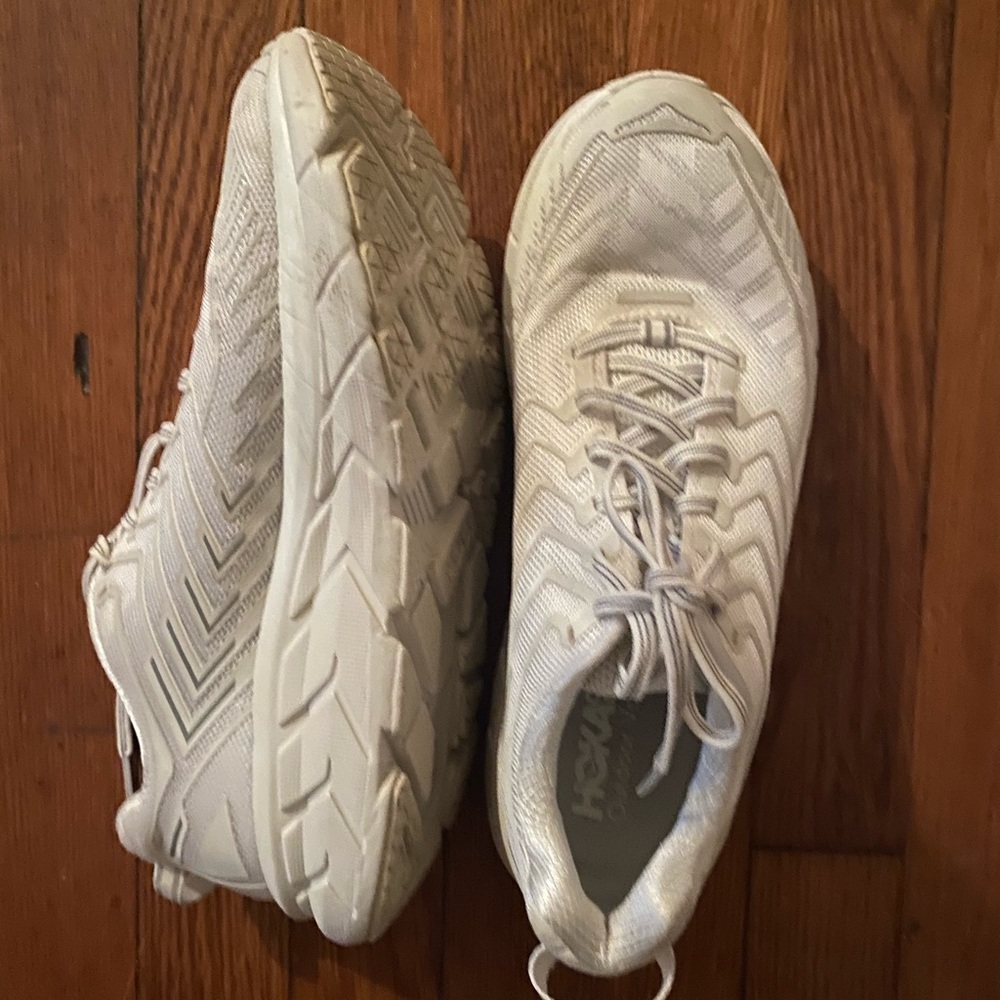 Hoka Cliffton Sneakers